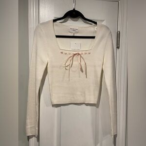 NWT Willow & Wind Size M Cream Long Sleeve Ribbed Knit Top Pink Satin Bow Detail
